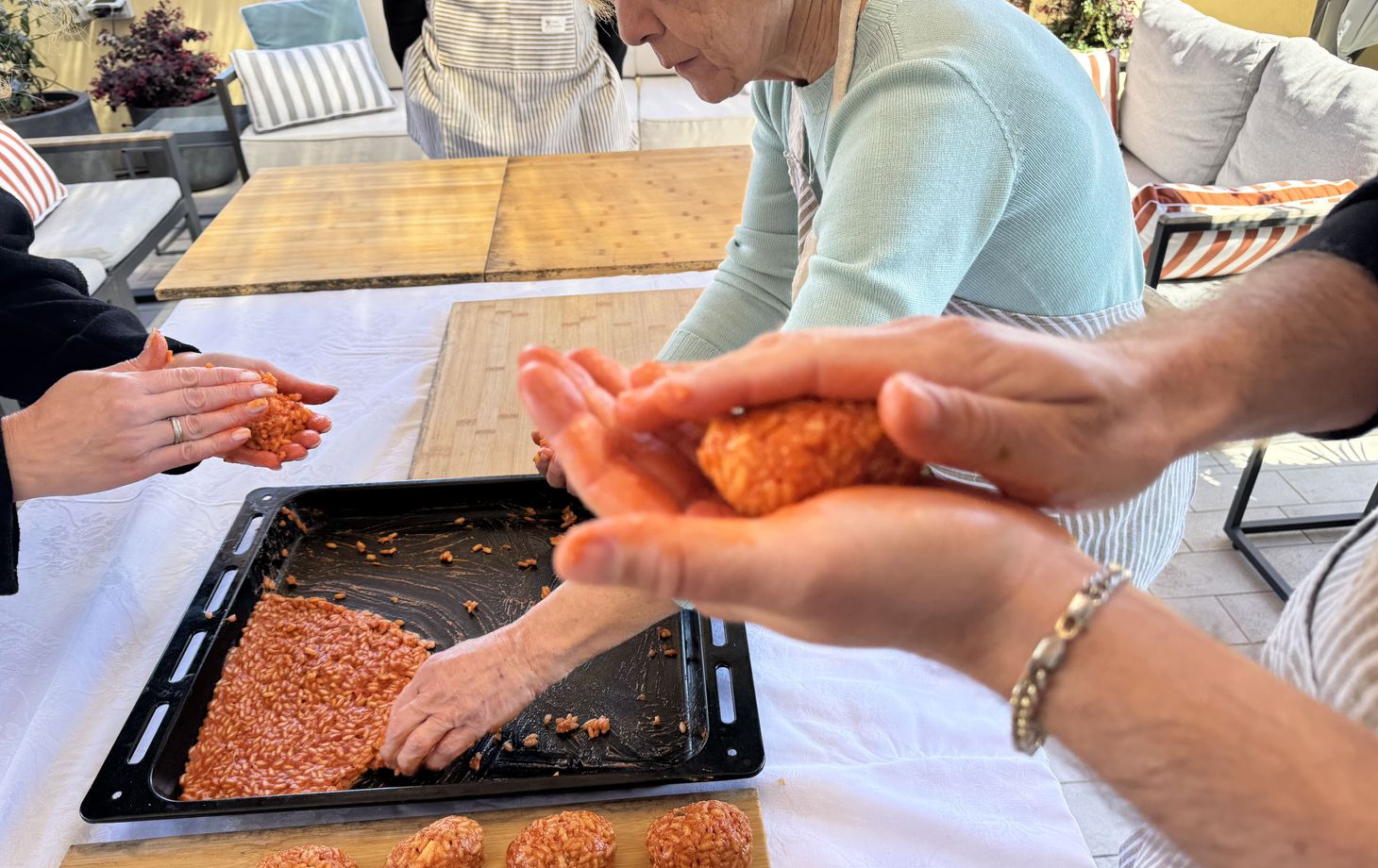 Authentic Roman Cooking Experience on a Private Terrace Near the Vatican