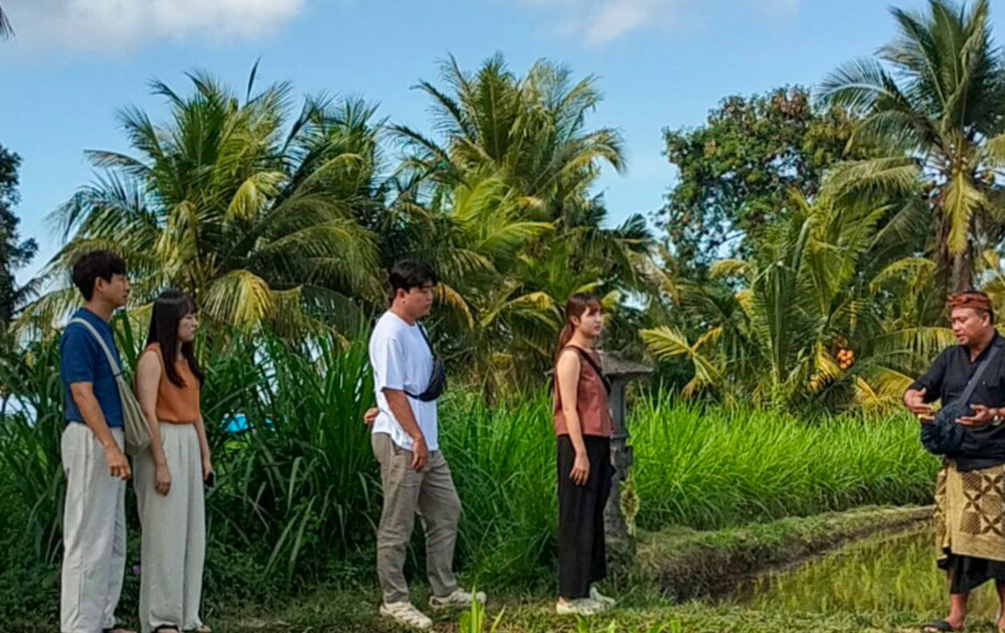 Authentic Bali Cooking Class and Farm Tour in Bakas Village