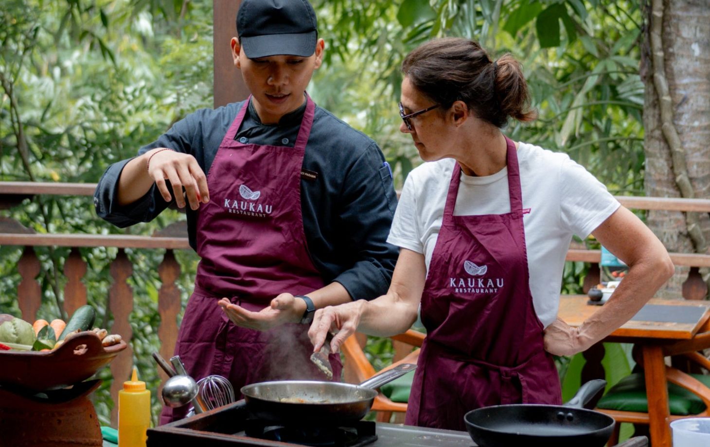 Hands-On Balinese Cooking Experience with Local Market Visit