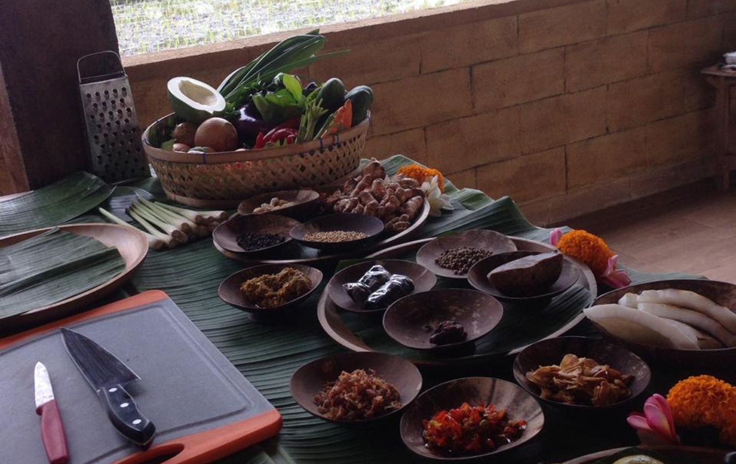 Balinese Heritage Cooking Class with Taman Ayun Temple Tour