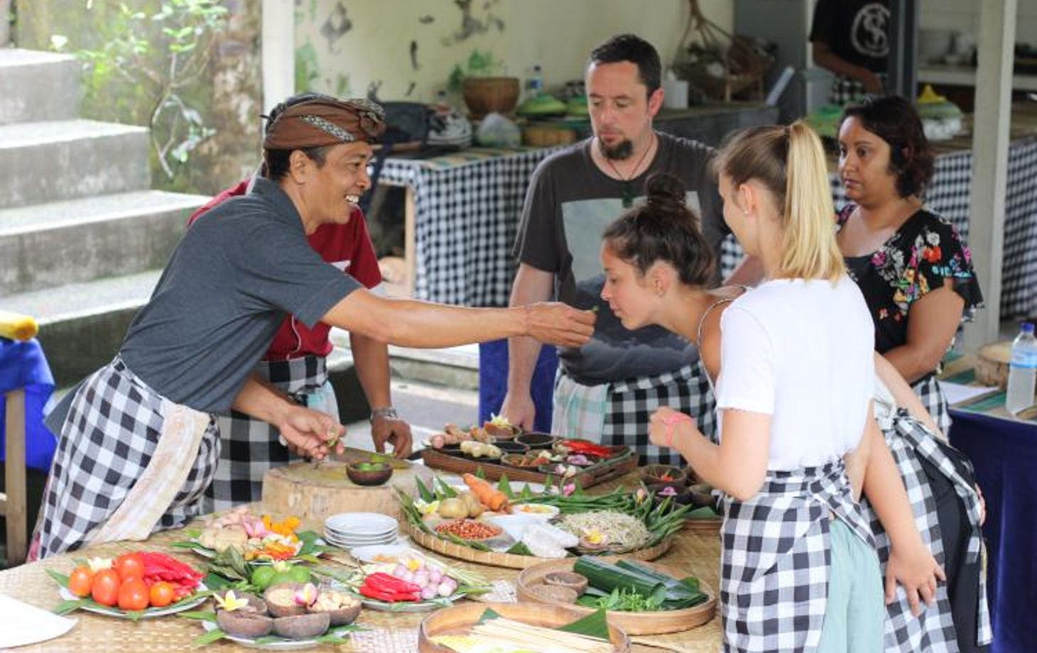 Vegan Periuk Balinese Traditional Cooking Program and Culture Experience