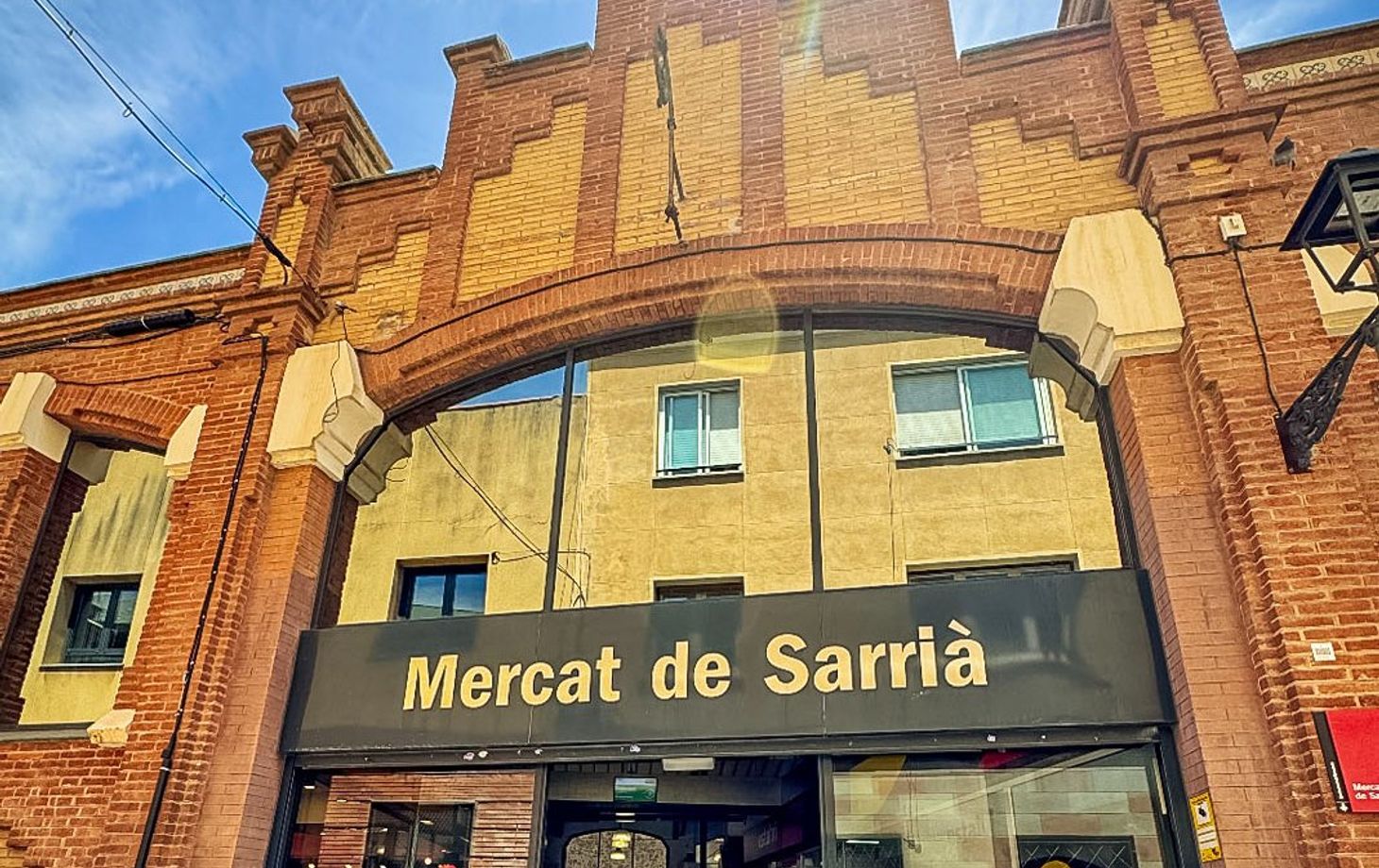 Barcelona Culinary Experience: Paella, Tapas & Sangria with Mercado de Sarrià Tour