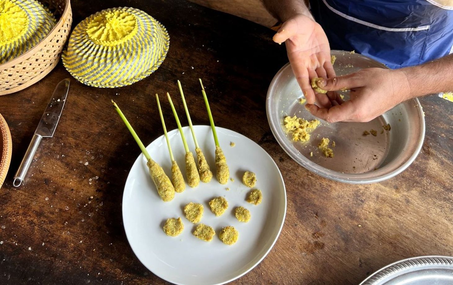 Traditional Balinese Cooking Class with a Local Family