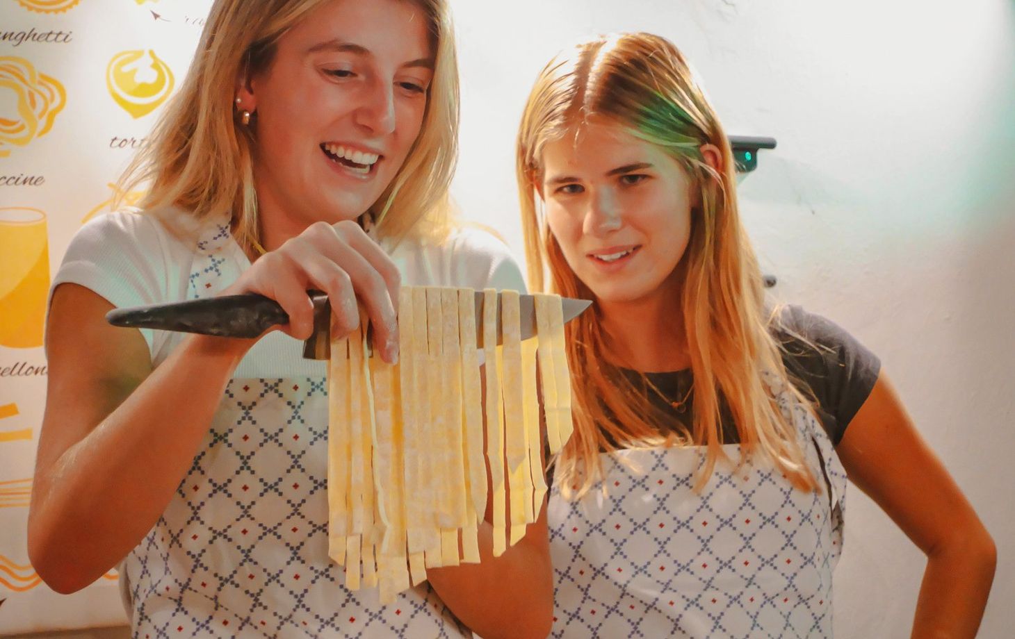 Fresh Pasta Cooking Class with 3 Spritz Cocktails in Rome