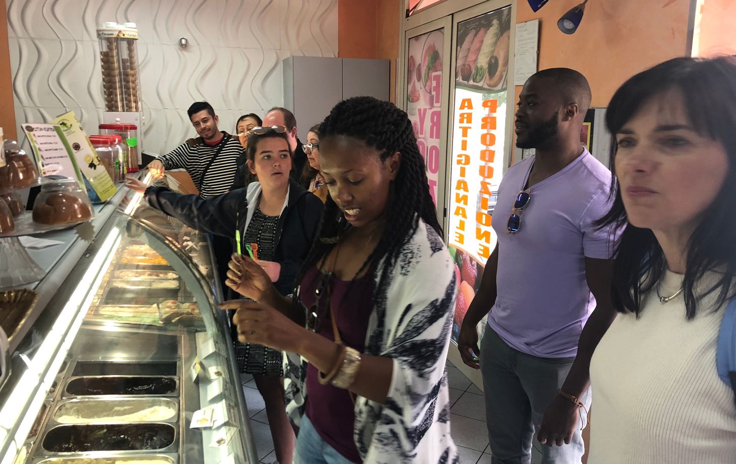 Catacombs Tour with Breakfast and Ice Cream in Rome