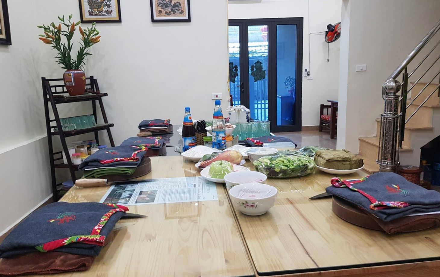 Vietnamese Home Cooking Class with a Local Chef & Fresh Market Tour