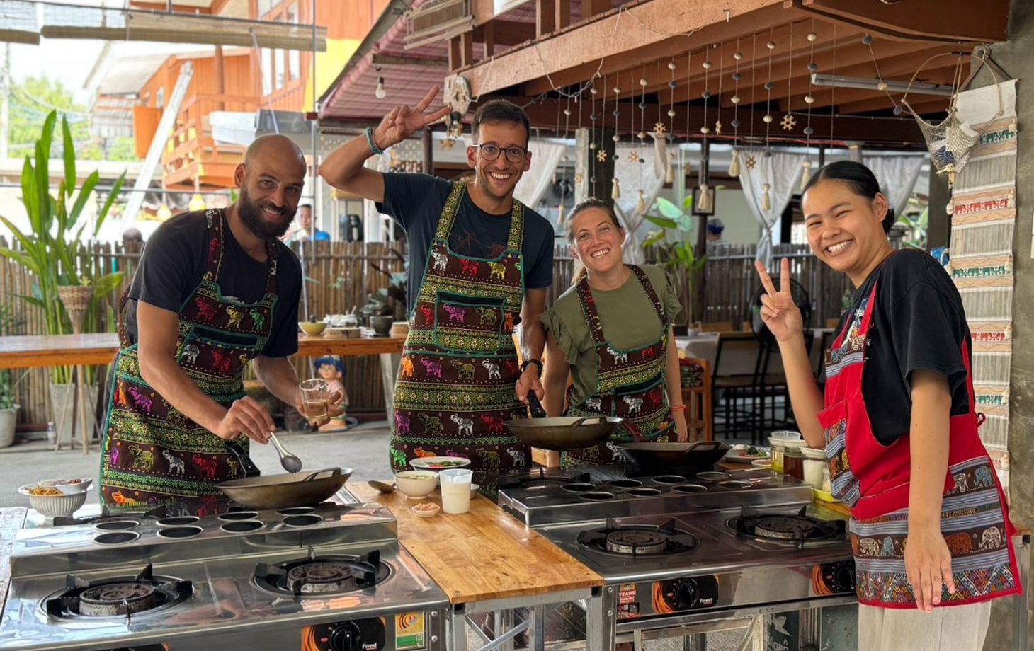 Morning Thai Home Cooking Experience in Chiang Mai with Market Tour