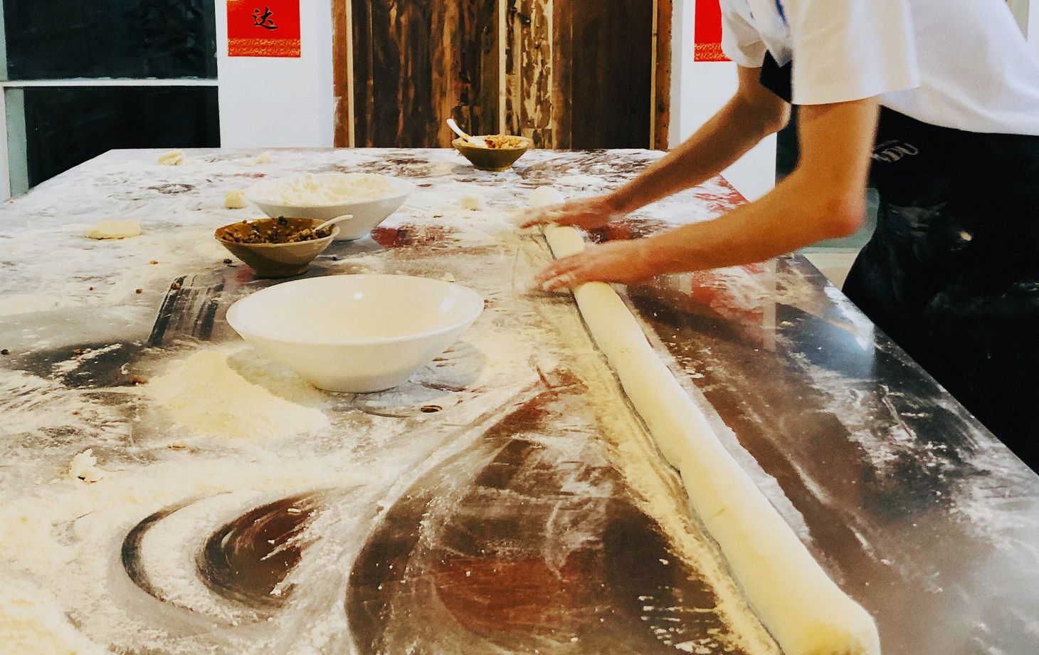 Chinese Steamed Buns (Baozi) Cooking Class with Market Tour