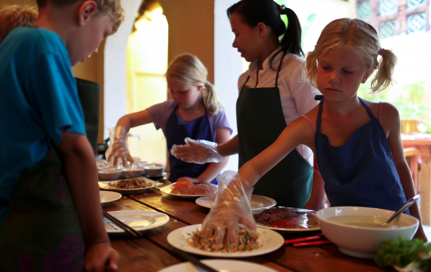 Vietnamese Home Cooking & Market Tour