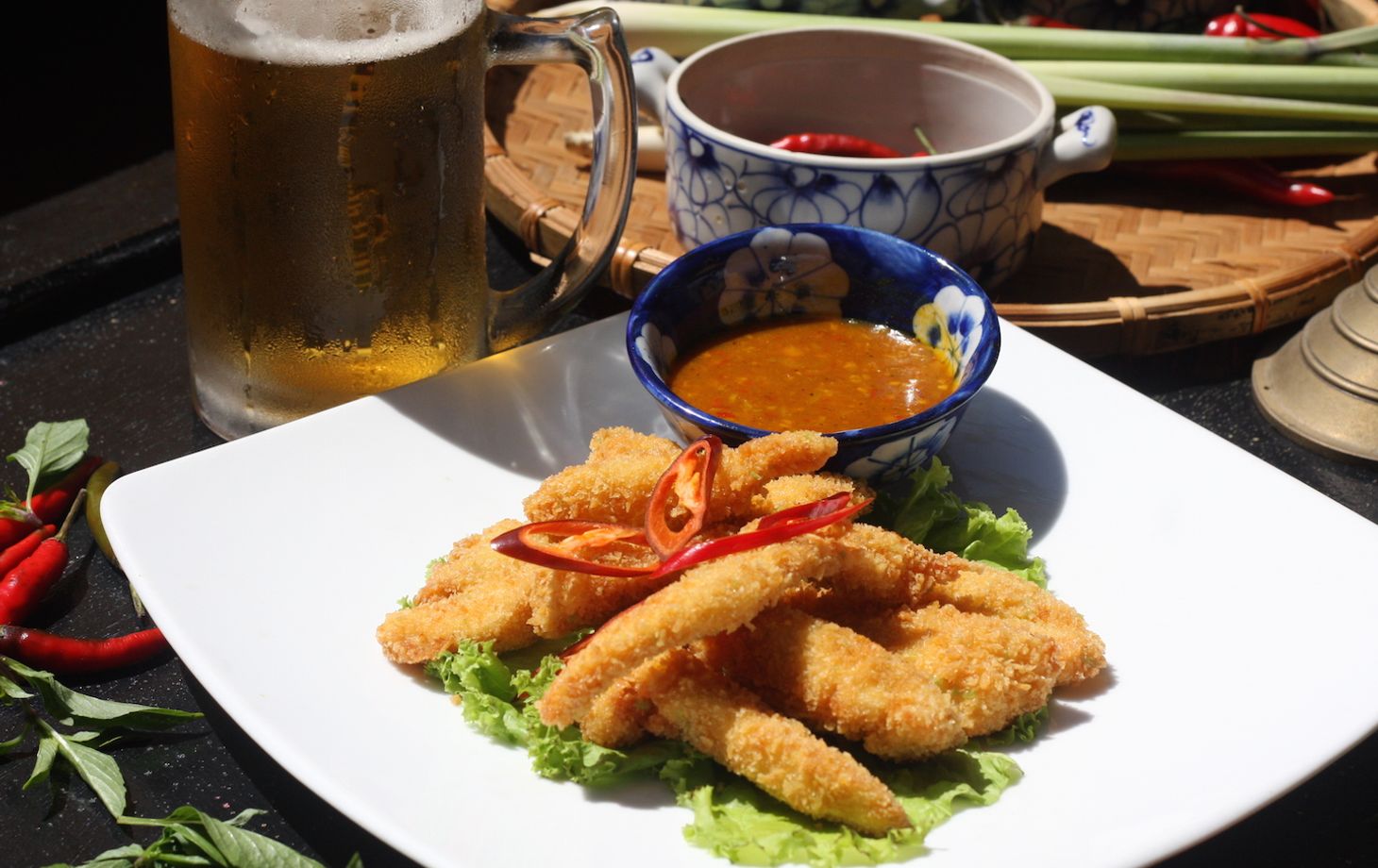 Vietnamese Home Cooking & Market Tour