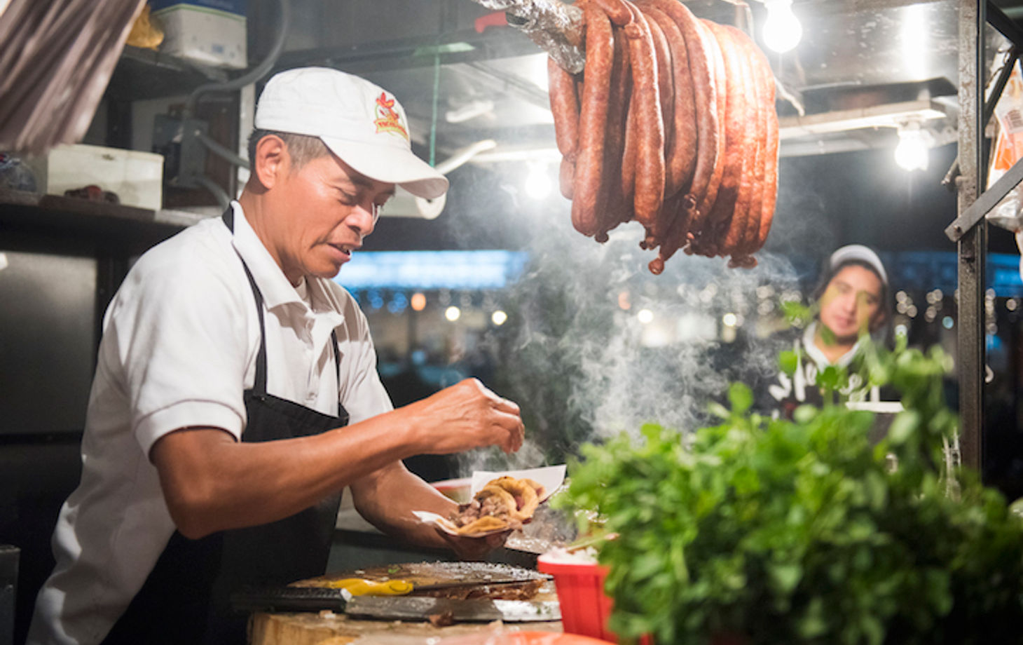 Colonia Narvarte at Night: Tacos, Chelas & Mezcal!