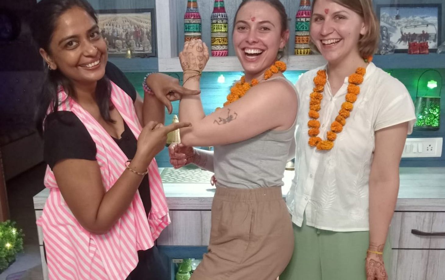 Cook Indian Food with Local Family at their Traditional Home
