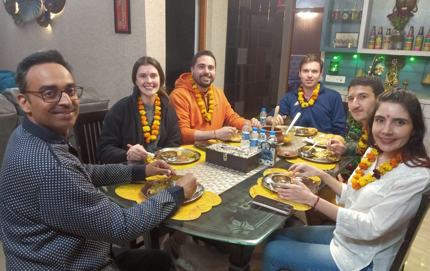 Cook Indian Food with Local Family at their Traditional Home