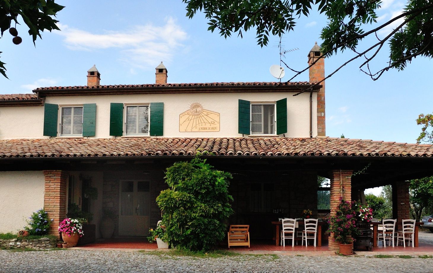 Cook Like a Local in San Marino Countryside