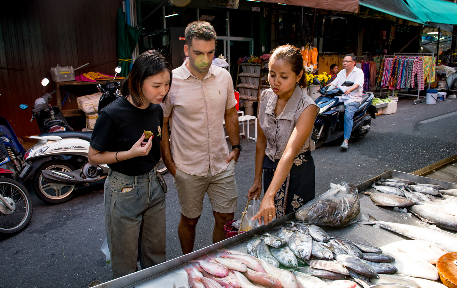 Home-Style Southern Thai Cooking Class in Trang - Market Visit & Garden Kitchen (Private)
