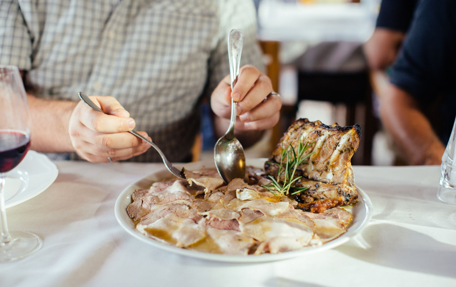 Cooking Class at a Tuscan Farmhouse with Market Food Tour