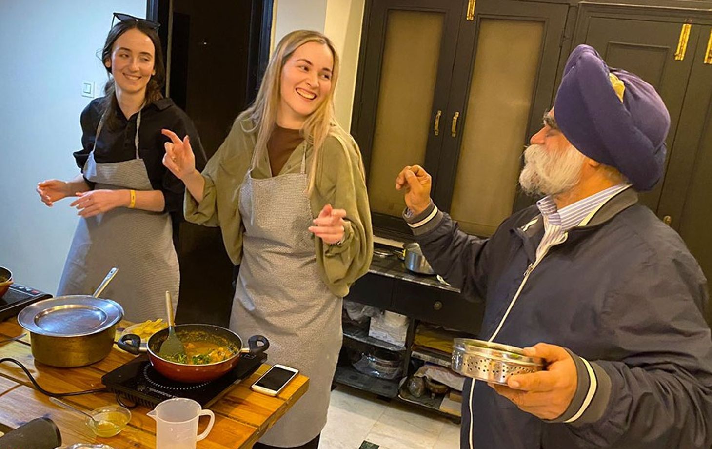 Learn a 6-Course Indian Meal in a Delhi Family Home