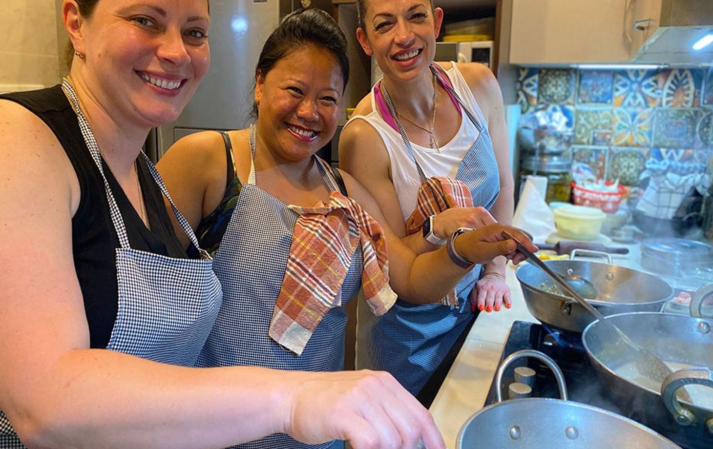 Learn a 6-Course Indian Meal in a Delhi Family Home
