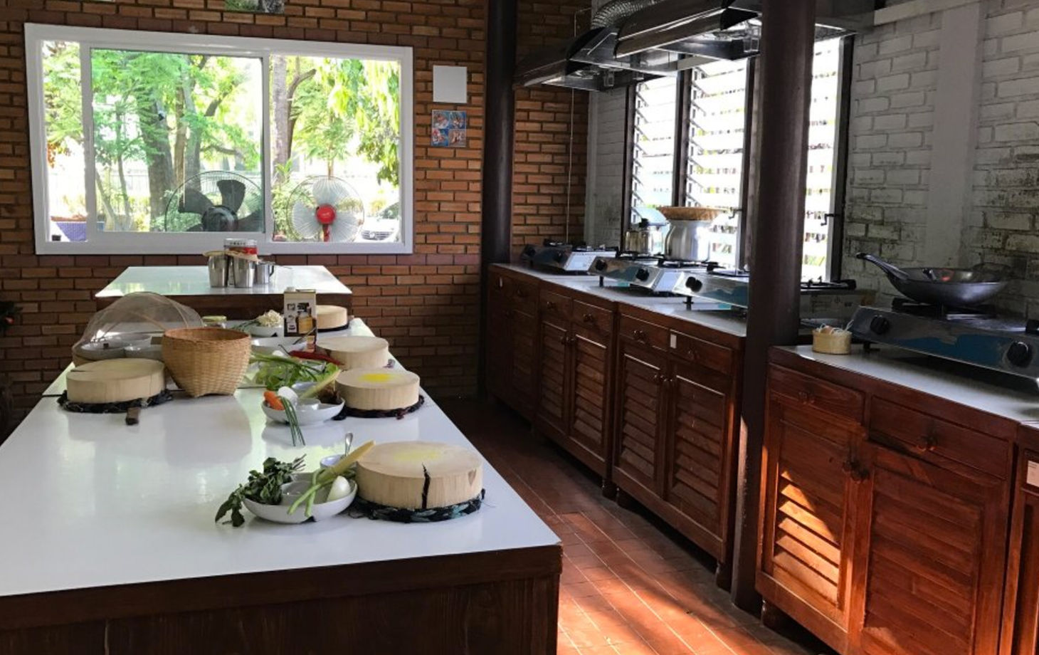 "You Choose The Dishes" Thai Cooking Class with Local Market Tour