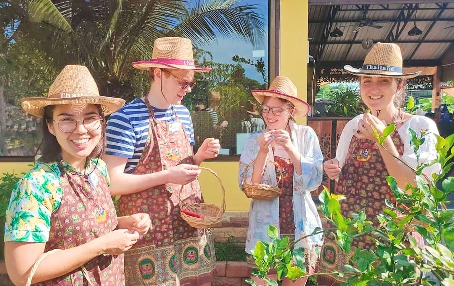 Wählen Sie Ihr thailändisches Menü: Vom Besuch des lokalen Marktes bis zur Gartenführung