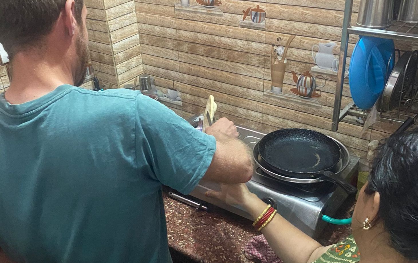 Indischer traditioneller Hauskochkurs in Varanasi