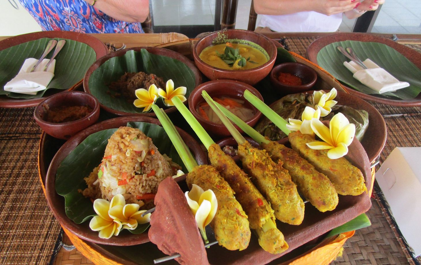 Cooking Class with Tanah Lot Temple Tour and Traditional Market Visit