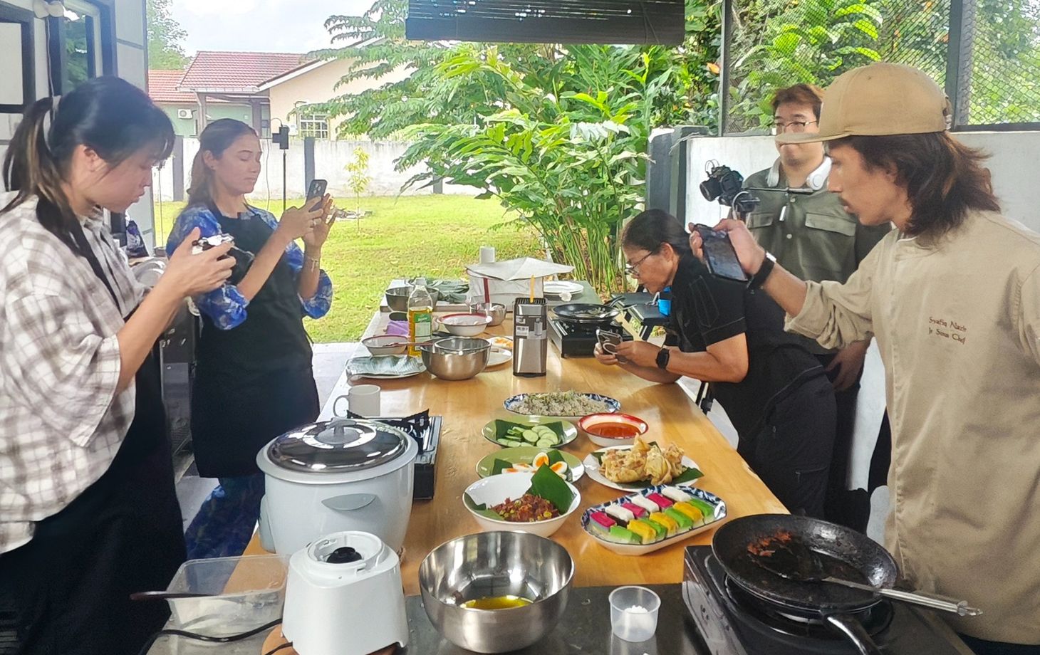 Penang Island Cooking Experience in a Charming Local Home