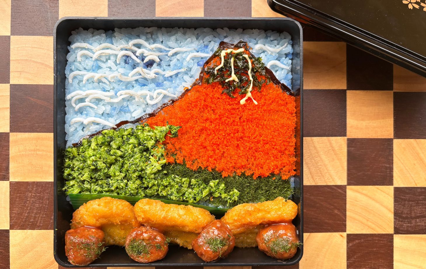 Hokusai Red Fuji–Inspired Character Bento Art Experience