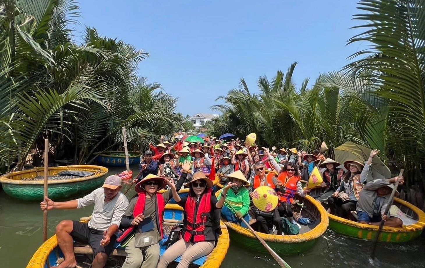 Experience Authentic Vietnamese Cuisine & Local Life in Hoi An