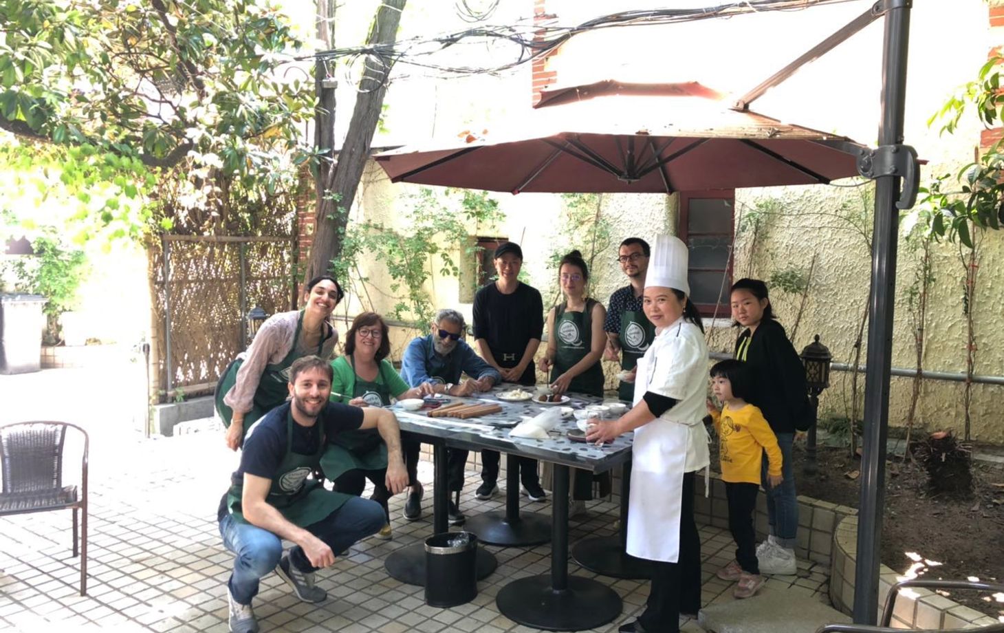 Hand-Pulled Noodles or Three-Colored Soup Dumplings Class with Wet Market Tour