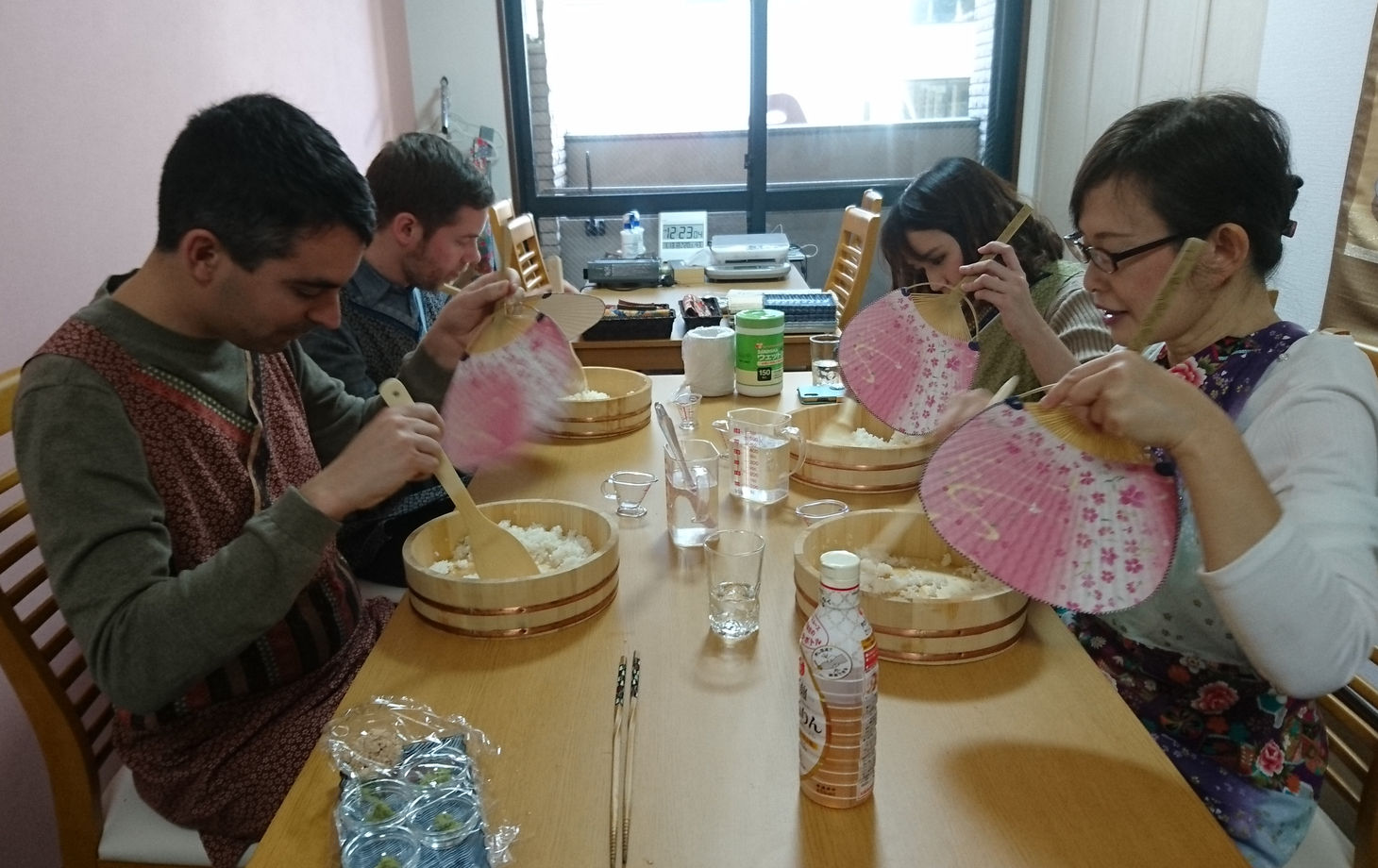 Enjoy Basic Sushi Cooking Class