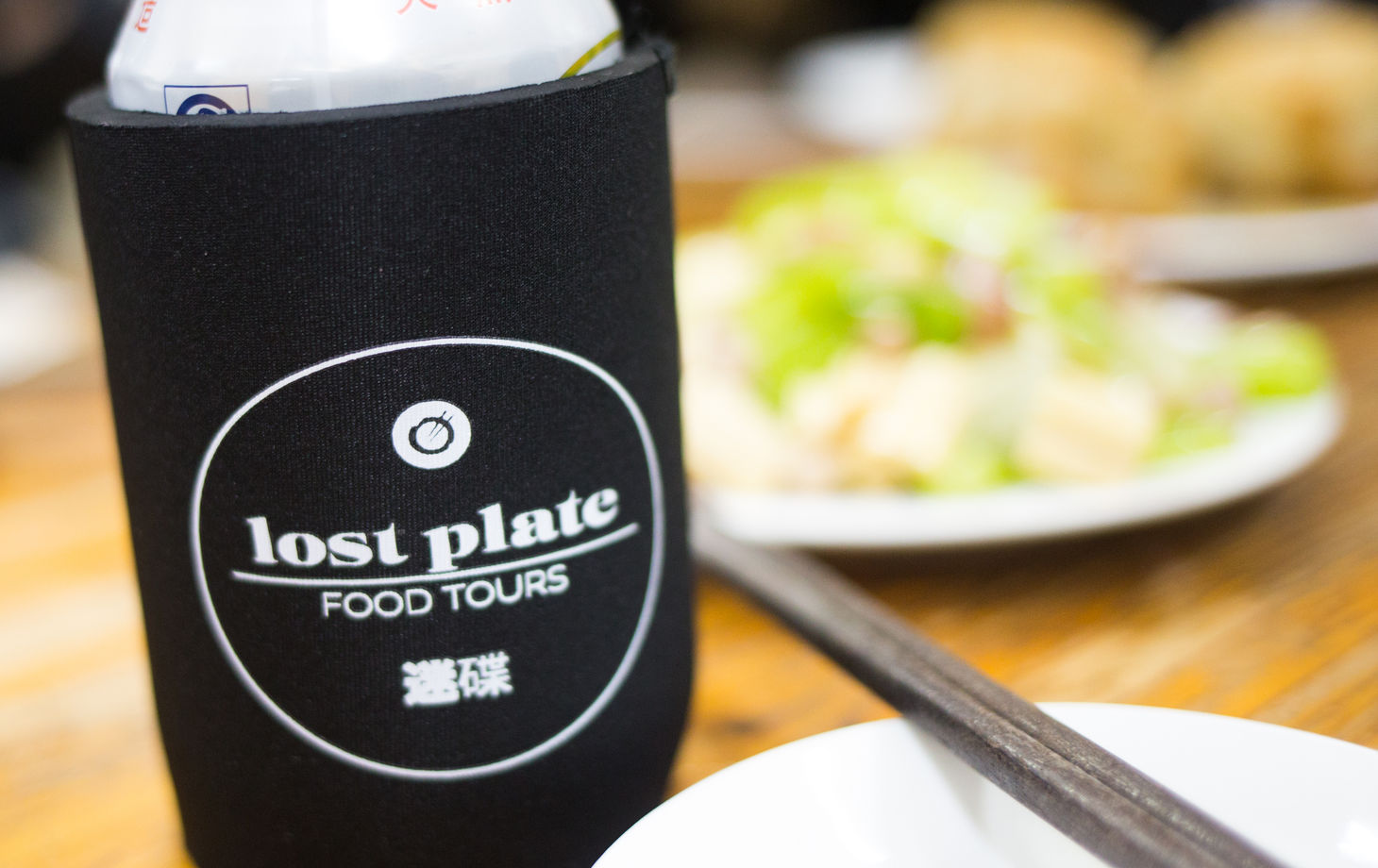 Evening Food Tour by Tuk-tuk with Chengdu Insiders