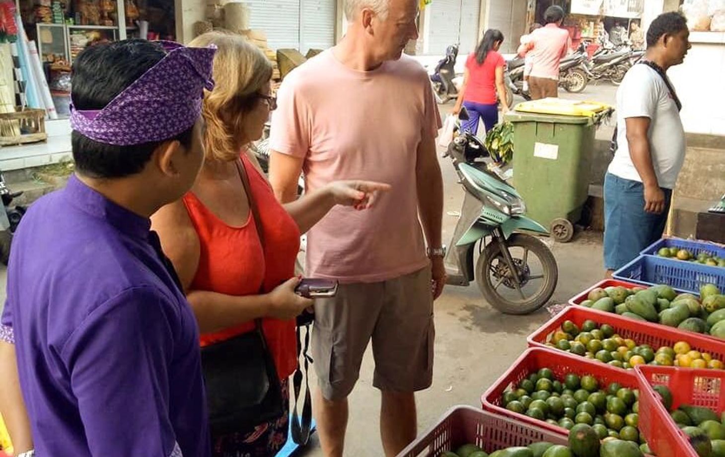 Scenic Balinese Cooking Class and Market Tour in Ubud Countryside