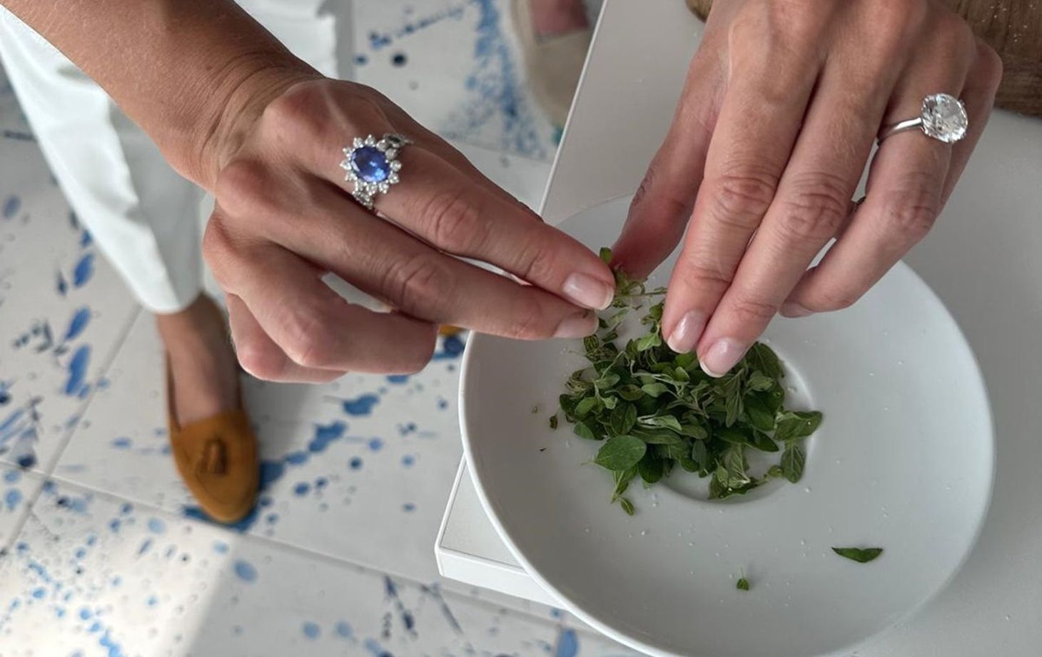 Exclusive Capri Cooking Class: A Small Group Experience with Wine & Tiramisu