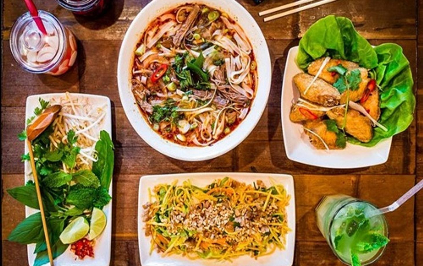 Explorez la cuisine de rue d'Hanoï lors d'une visite à pied