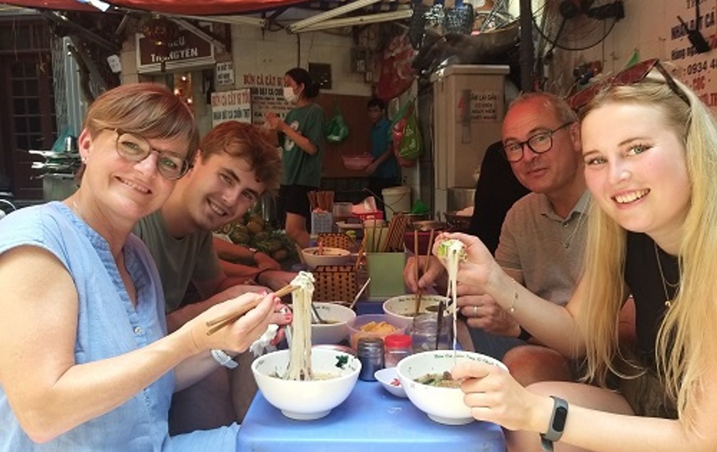 Explorez la cuisine de rue d'Hanoï lors d'une visite à pied