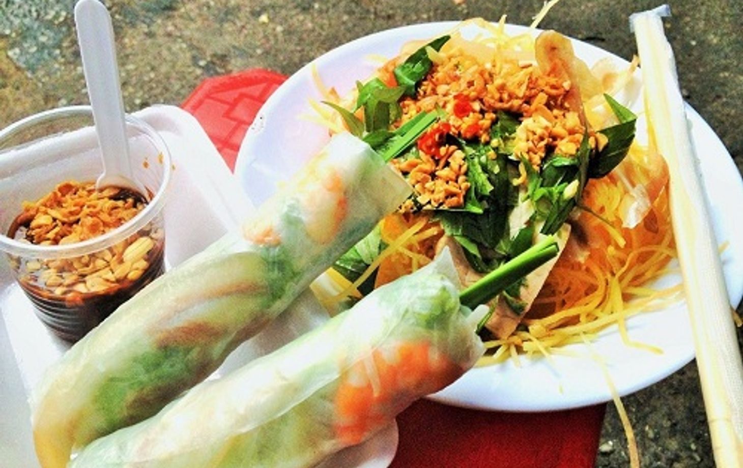 Explorez la cuisine de rue d'Hanoï lors d'une visite à pied