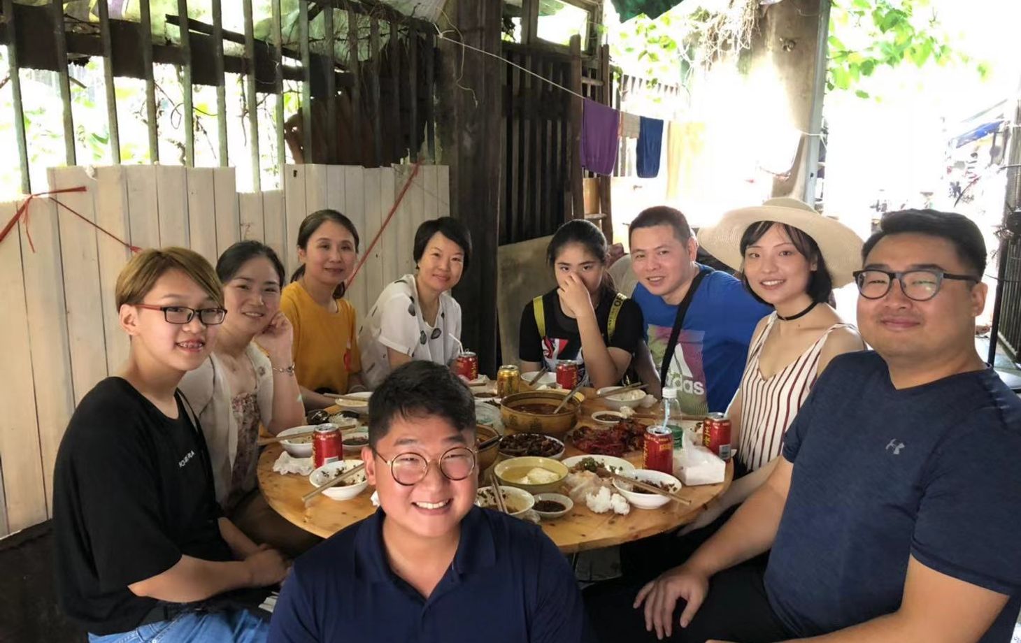 Explore the Most Down To Earth Market in Chengdu