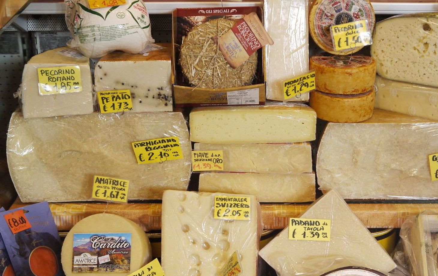 Exploring and taste local food markets with Riccardo