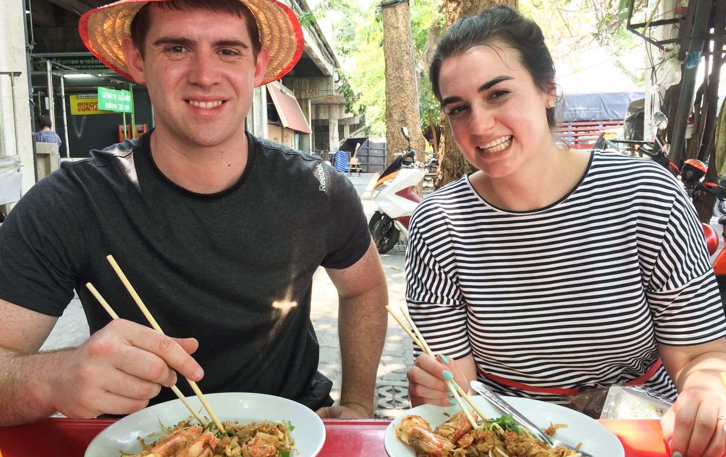 Foodie Tour & Private Boat Riding