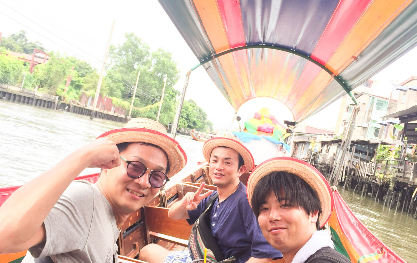 Foodie Tour & Private Boat Riding