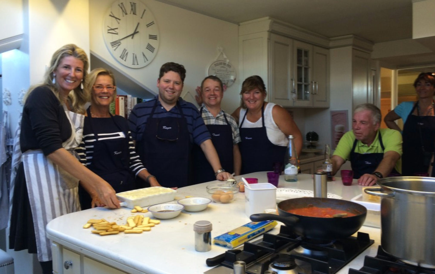 Fresh Market Tour and Luxury Cooking Experience