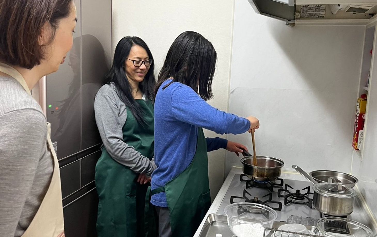 Spring Delights: Fruit Daifuku, Warabimochi & Sakura Mochi Class