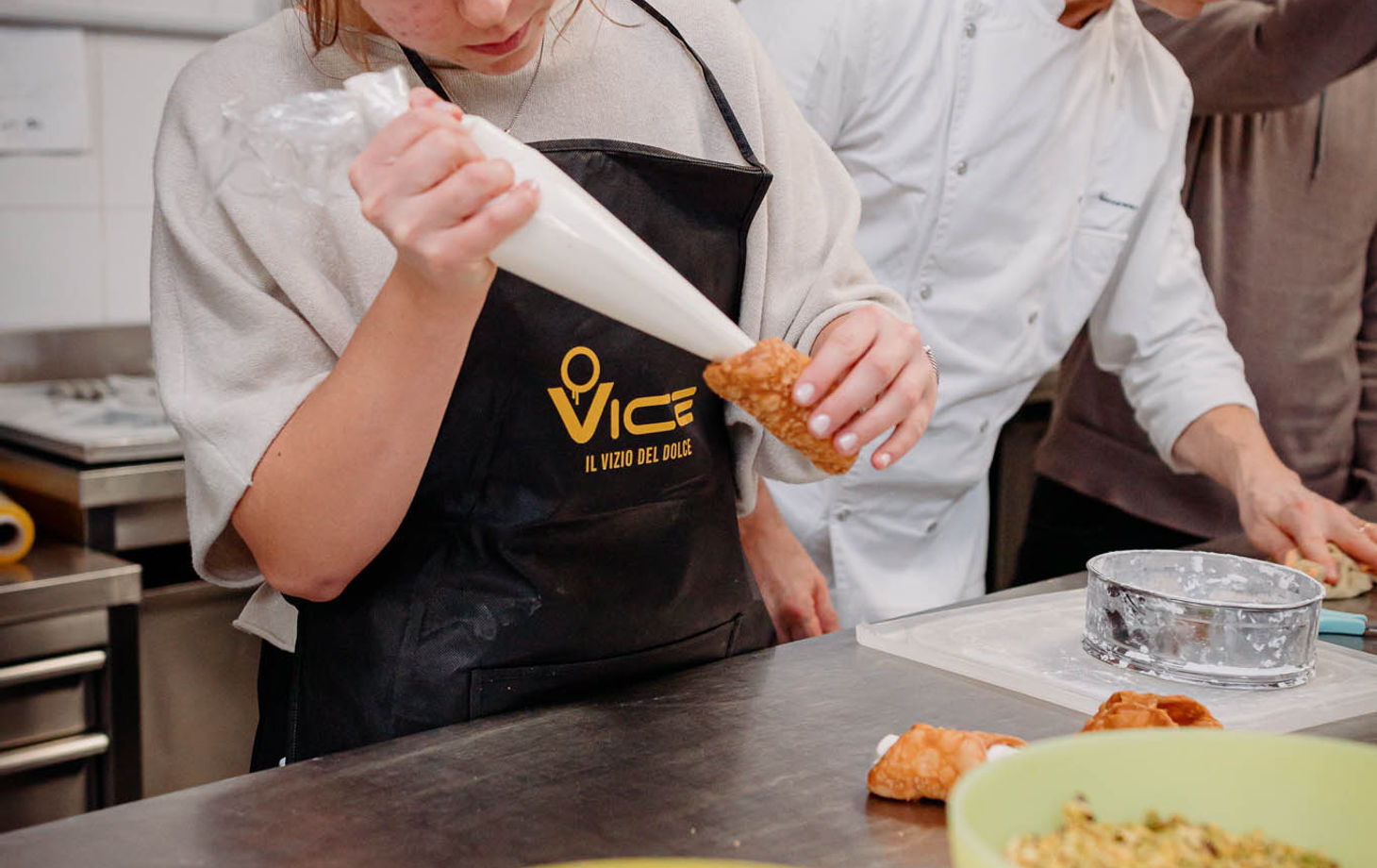 Gelato, Tiramisu, and Cannoli Culinary Class in Rome on Sundays