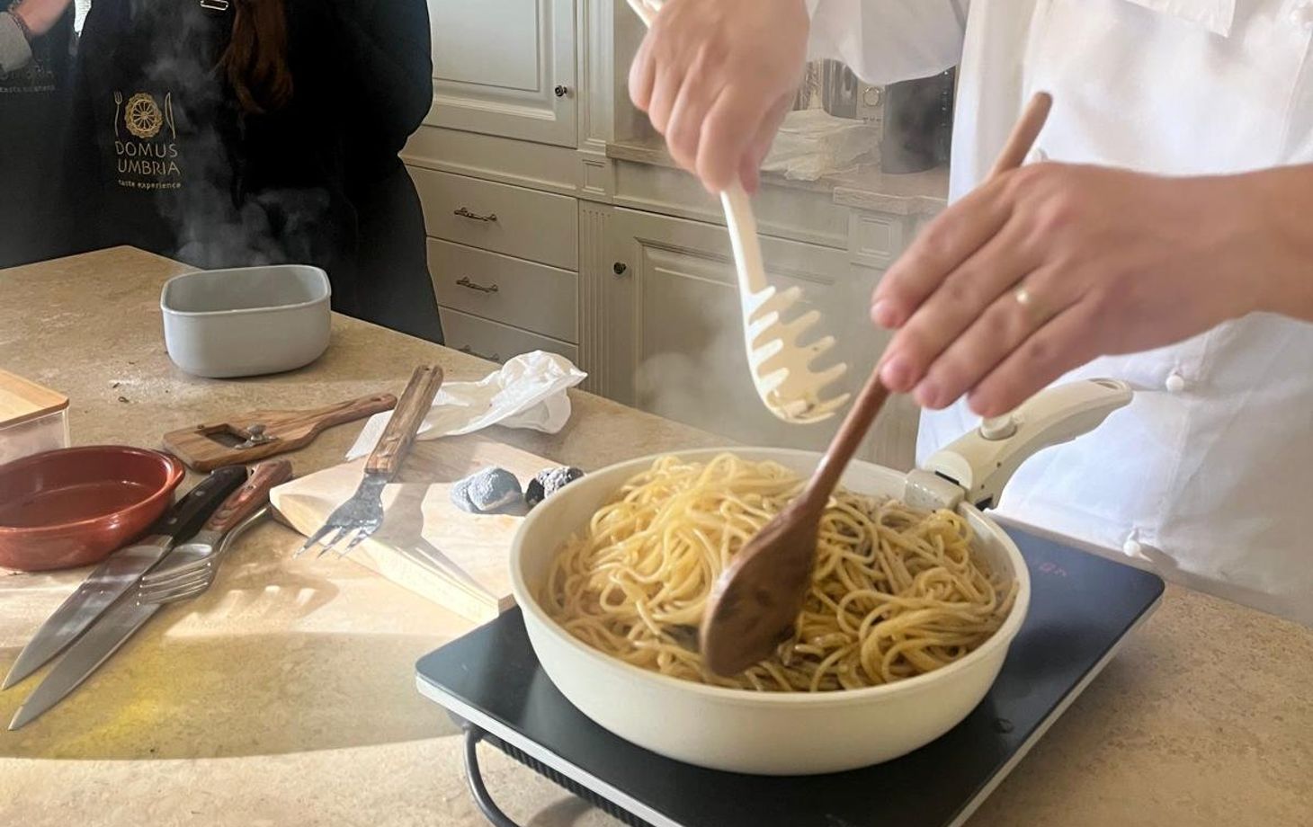 Handmade Pasta & Tiramisù Cooking Experience with a Local Chef