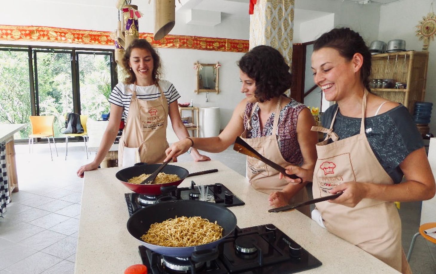 Hands-on Traditional Morning Cooking Class with Market Tour