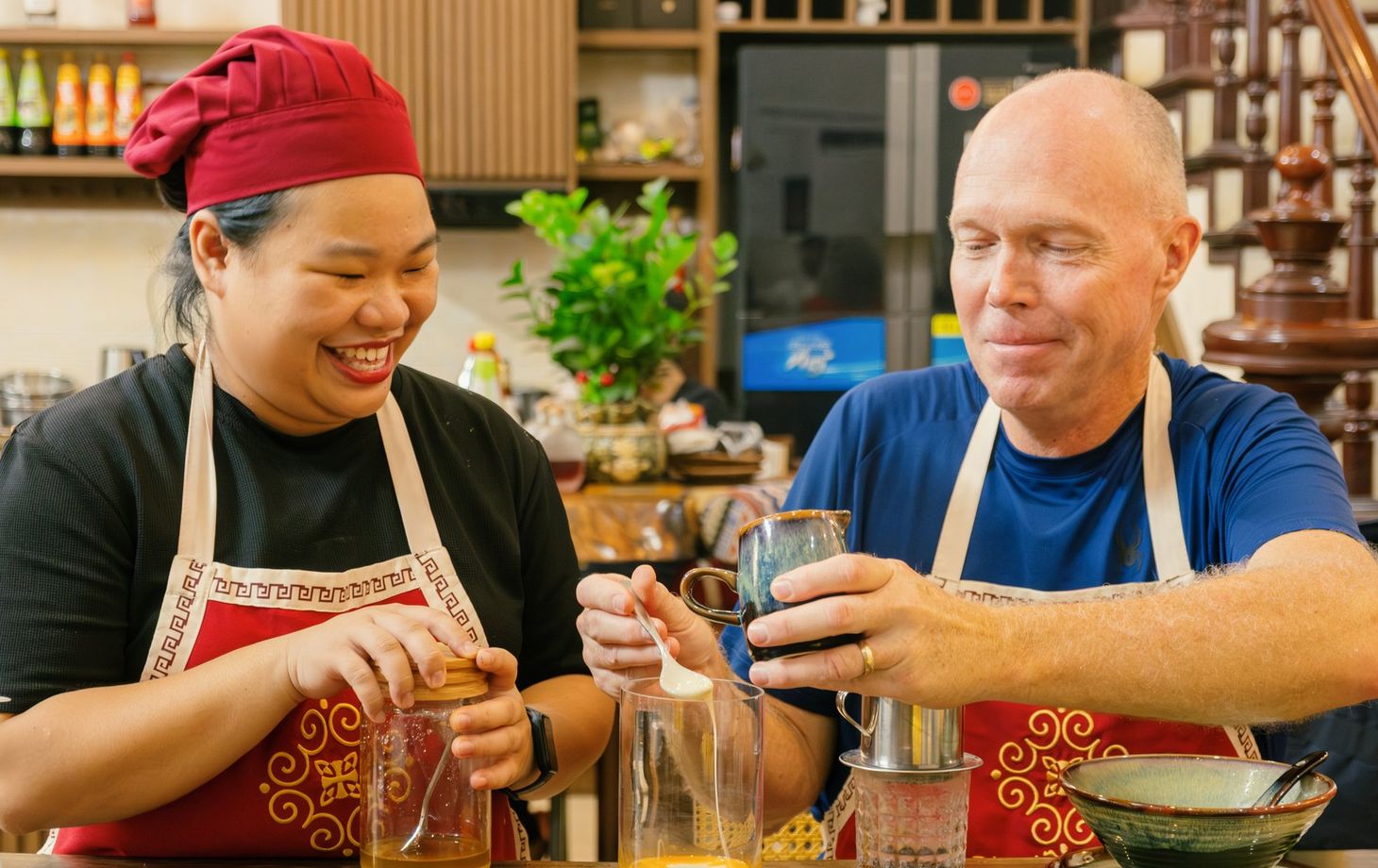 Aventure culinaire matinale à Hanoï : Cours de Bun Cha et de café aux œufs