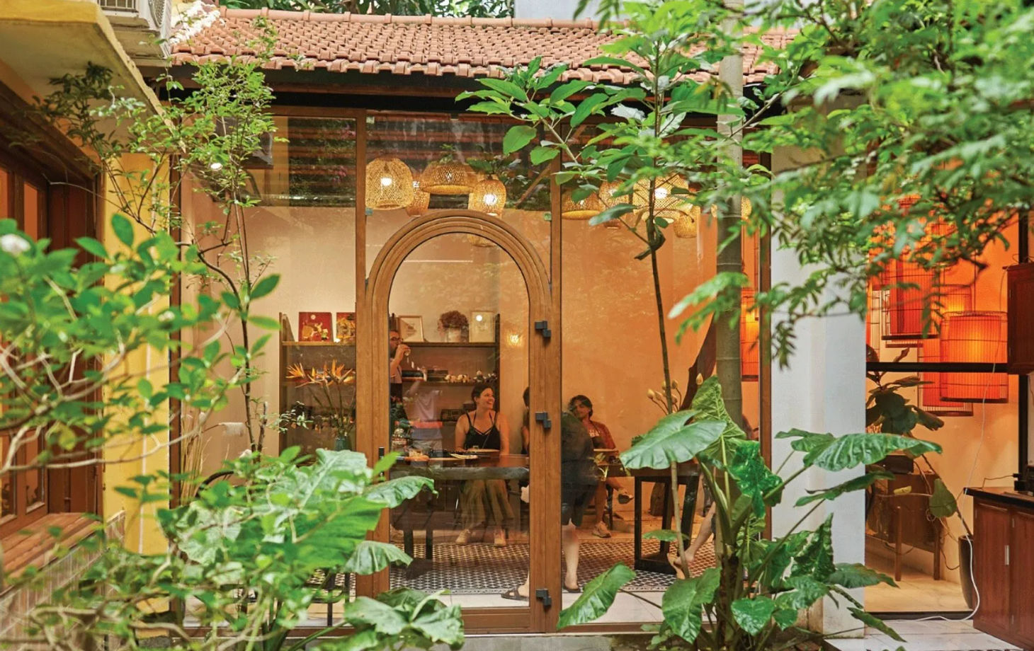 Hanoi Vegan Cooking Experience: Garden Green Villa, Market Tour & Cultural Tales