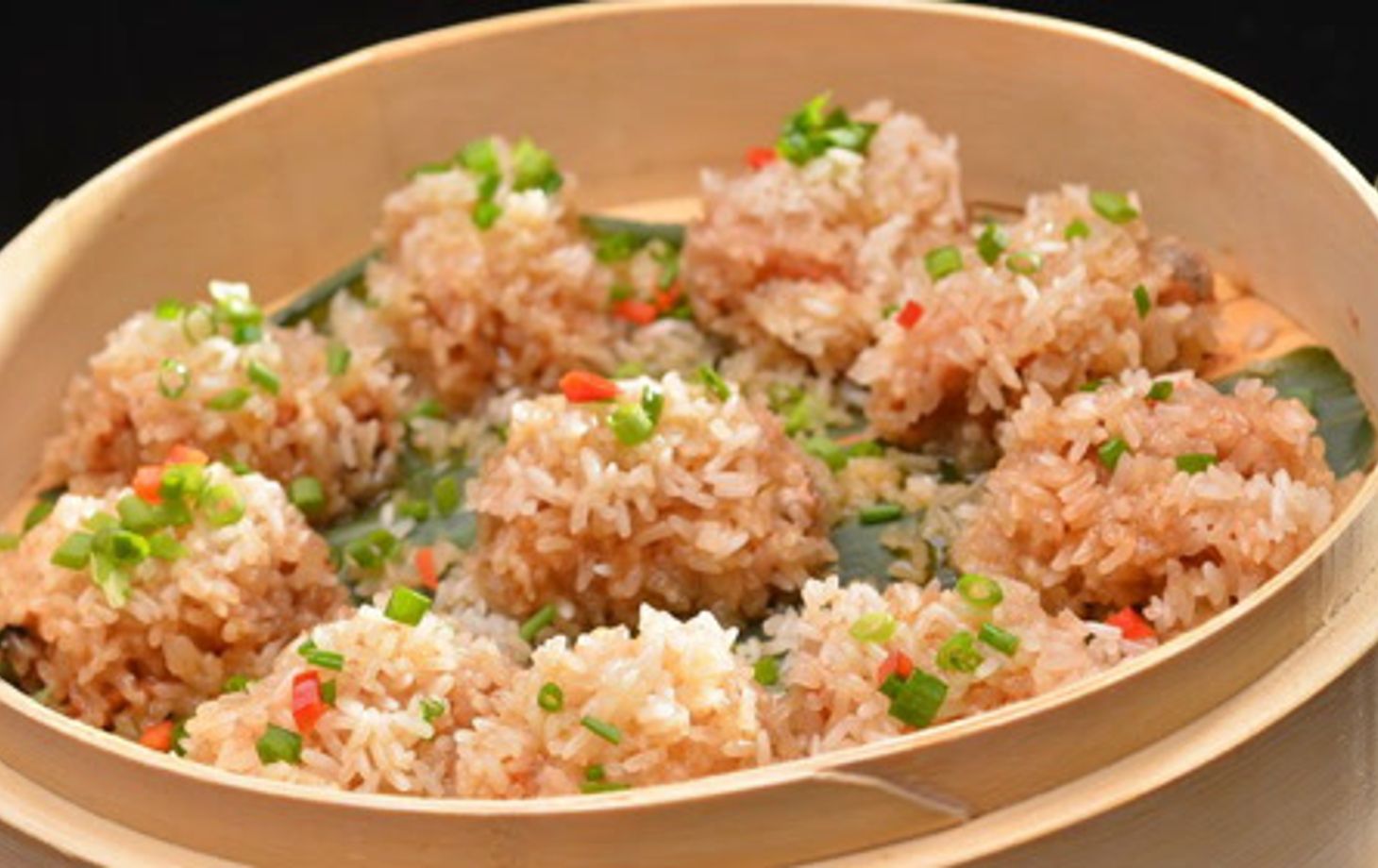Healthy Sichuan Classic Dish Cooking Class with Market Tour