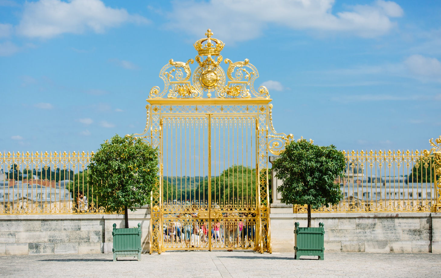 Highlight of Versailles Full Day Bike Tour with Royal Gardens, Queens' Hamlet, & Picnic Stop